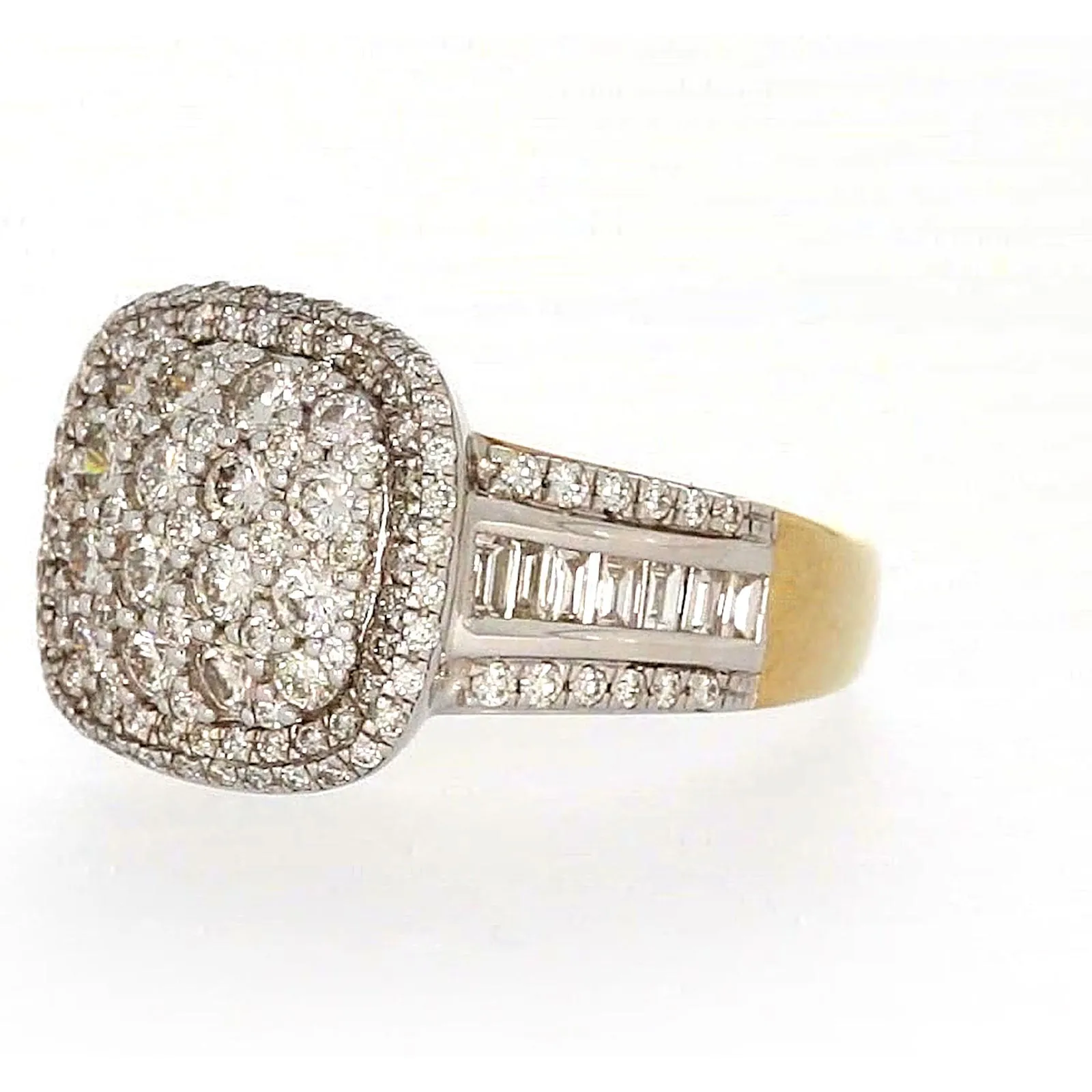 9ct Two Tone Gold Round Brilliant Cut 1.50 Carat tw of Diamonds Ring