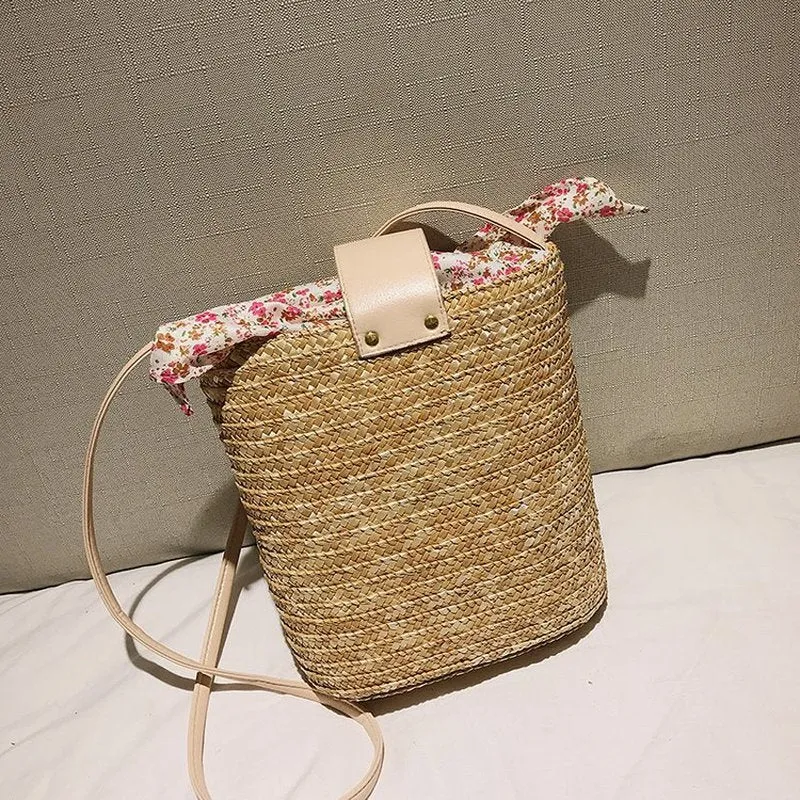 Pearl Love Beach Handmade Straw Shoulder Bag